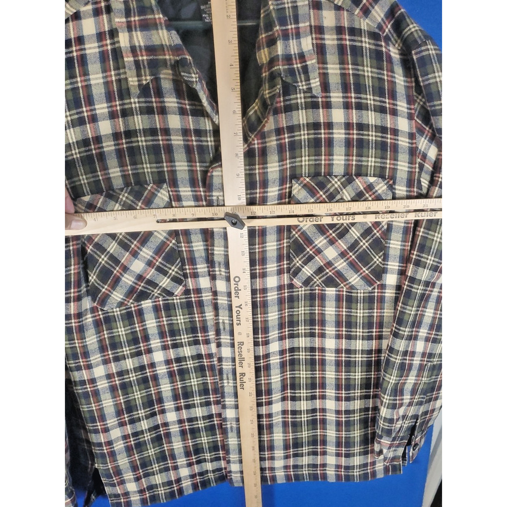 Casual Country Insulated Flannel Button Front Shirt Black & Gray Plaid Men's M - Picture 8 of 15